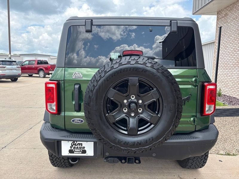 Used 2024 Ford Bronco Black DiamondImage 9