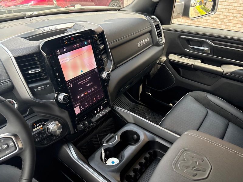 New 2027 RAM 1500 Laramie Crew Cab 4x4 5