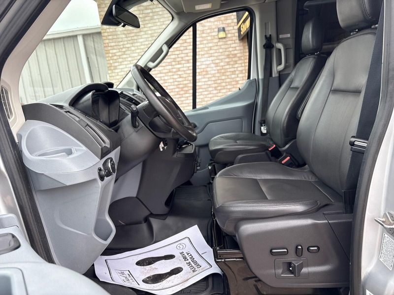 Used 2019 Ford Transit-350 XLImage 3