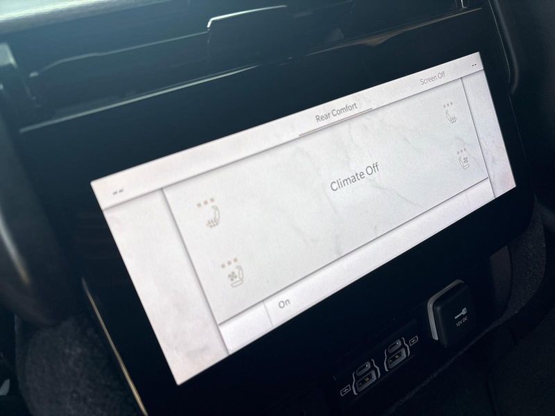 2022 Jeep Grand Wagoneer Series IIIImage 7