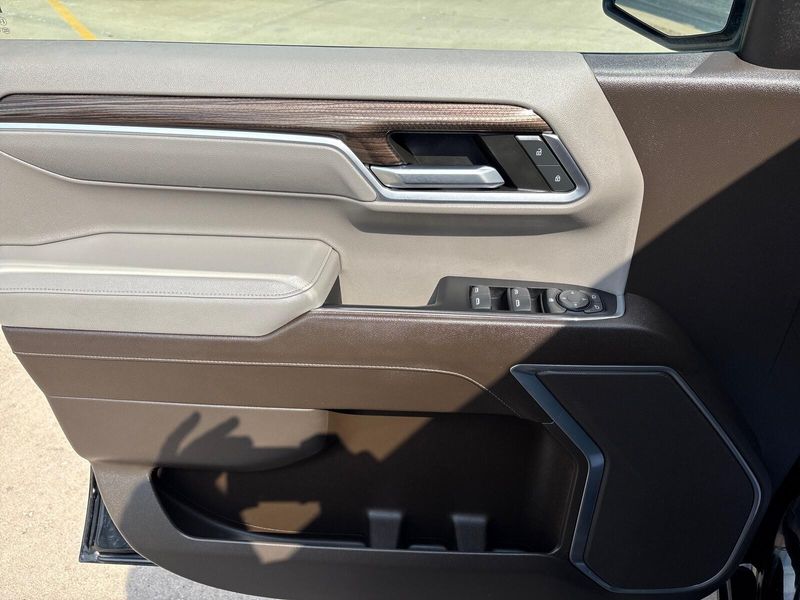 Used 2022 Chevrolet Silverado 1500 LTImage 14