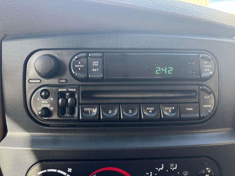 Used 2004 Dodge Ram 2500 SLTImage 20