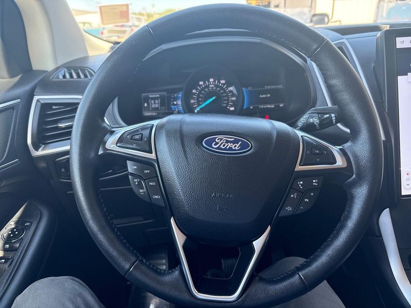Used 2024 Ford Edge SELImage 14