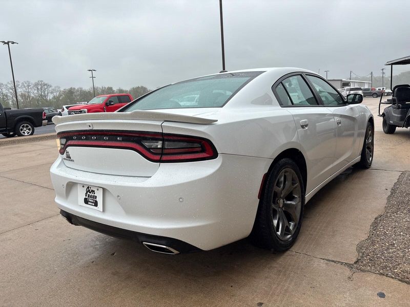 2022 Dodge Charger SXTImage 21