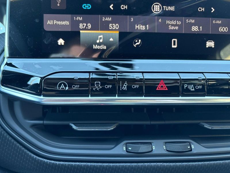 New 2026 Jeep Compass Limited Altitude 4x4Image 21