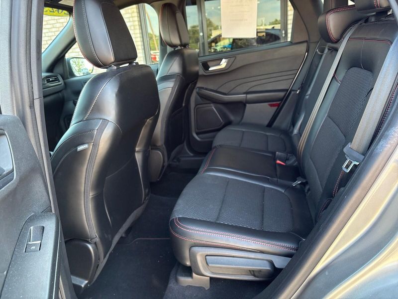 Used 2023 Ford Escape ST-LineImage 4