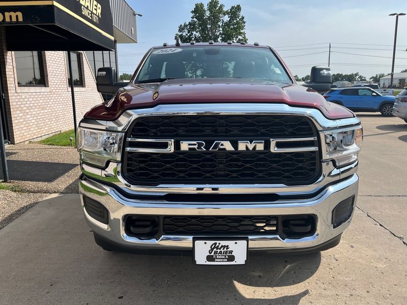 2024 RAM 2500 Tradesman Regular Cab 4x4 8