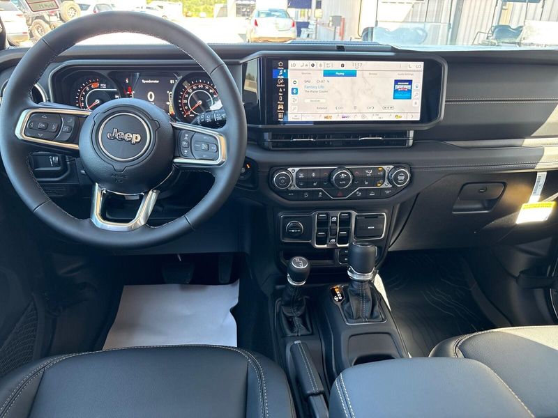 New 2027 Jeep Wrangler SaharaImage 5