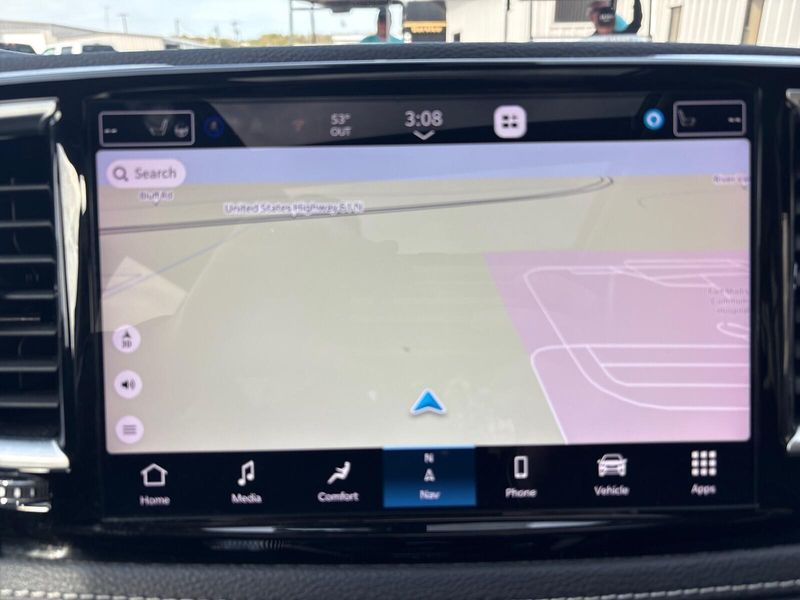 Used 2023 Chrysler Pacifica LimitedImage 25