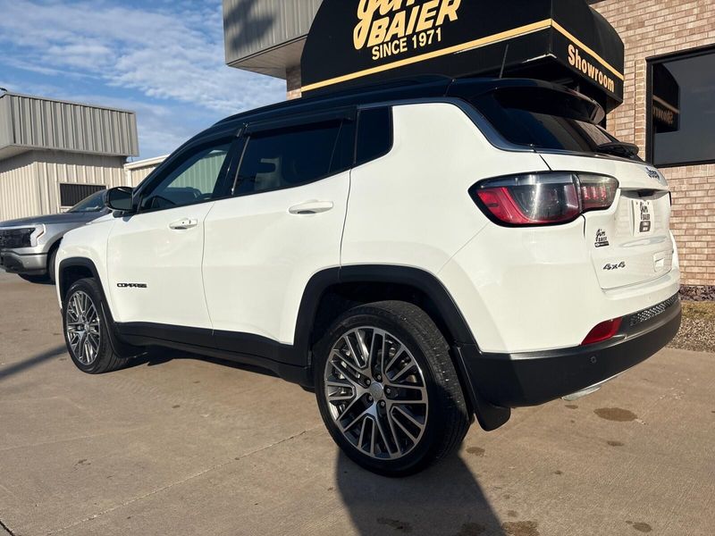 Used 2023 Jeep Compass LimitedImage 10