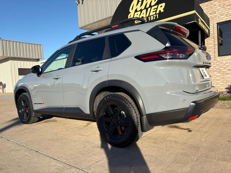 Used 2025 Nissan Rogue Rock CreekImage 10