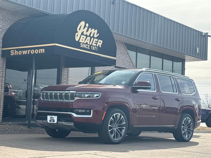 2022 Jeep Grand Wagoneer Series IIIImage 1