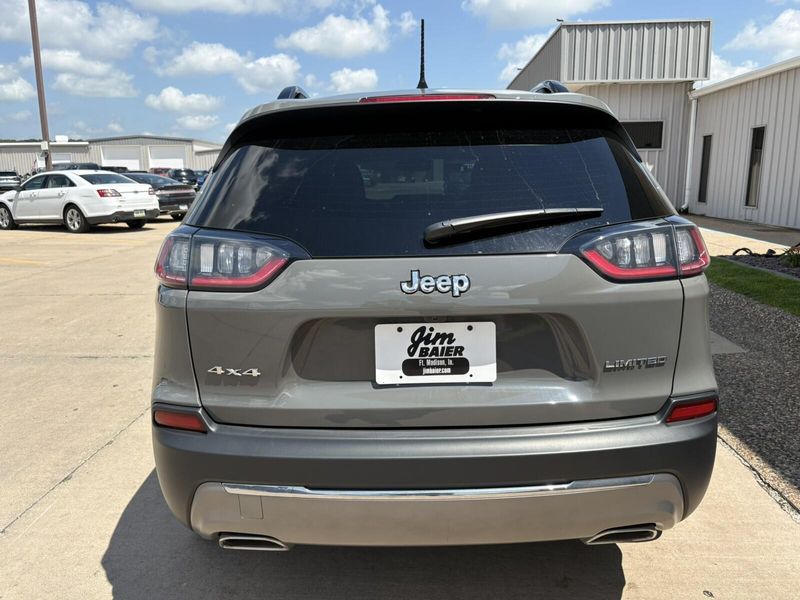 Used 2022 Jeep Cherokee LimitedImage 10