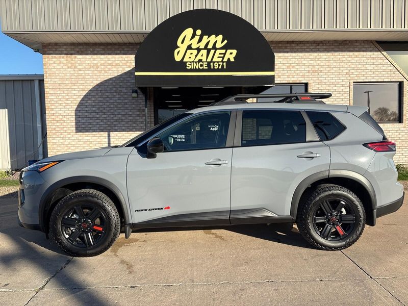 Used 2025 Nissan Rogue Rock CreekImage 2