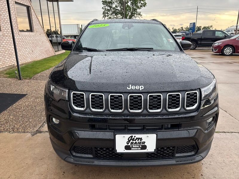 2025 Jeep Compass Latitude 4x4Image 6