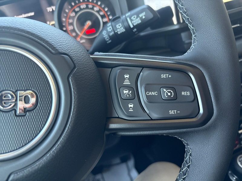 New 2025 Jeep Wrangler 2-door RubiconImage 12