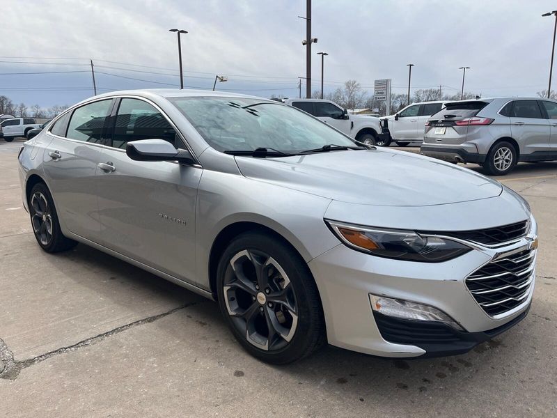 2022 Chevrolet Malibu LTImage 7