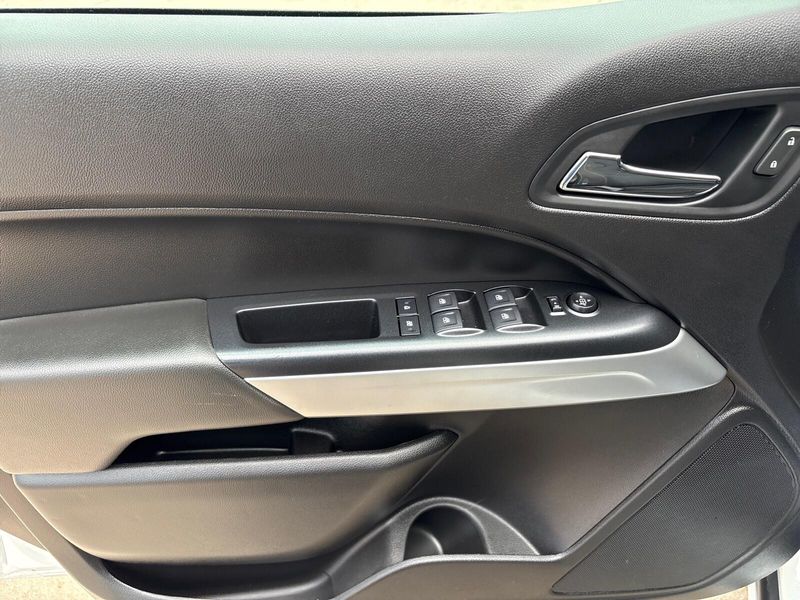2019 Chevrolet Colorado 4WD LTImage 13