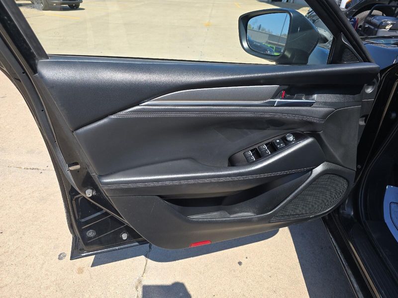 2021 Mazda Mazda6 TouringImage 21