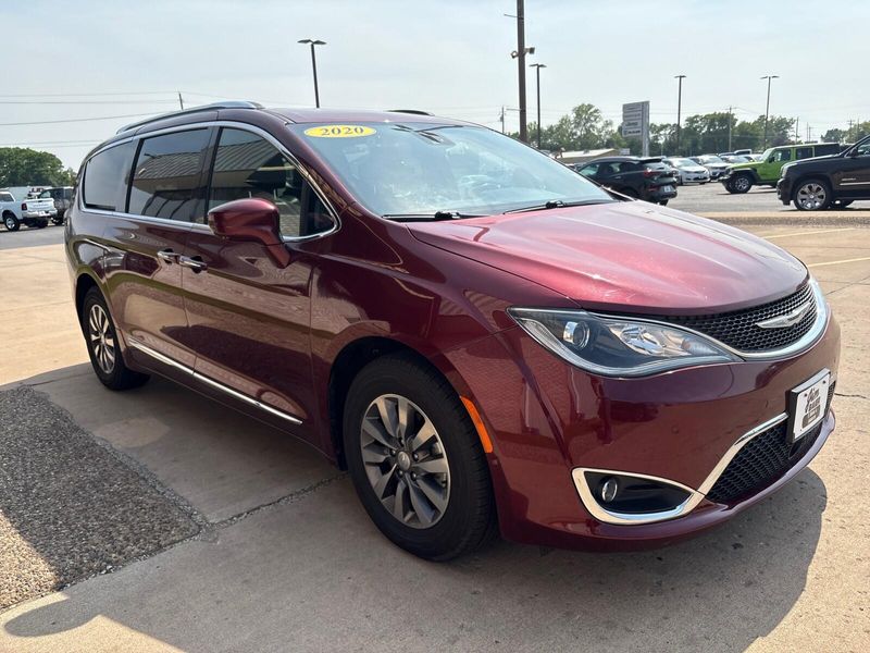 2020 Chrysler Pacifica Touring L PlusImage 7