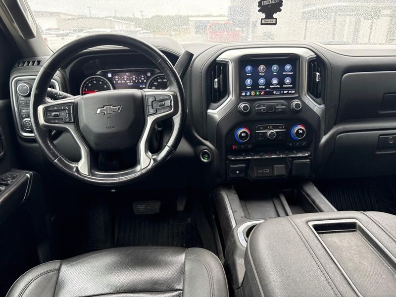 Used 2022 Chevrolet Silverado 2500HD LTZImage 6