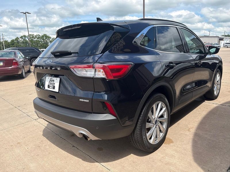 Used 2021 Ford Escape TitaniumImage 9