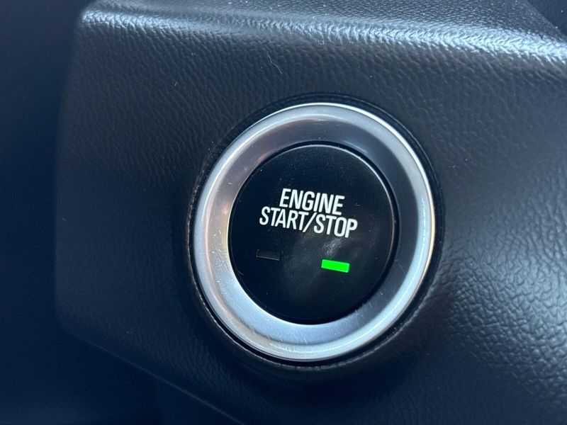 Used 2019 GMC Terrain SLTImage 19