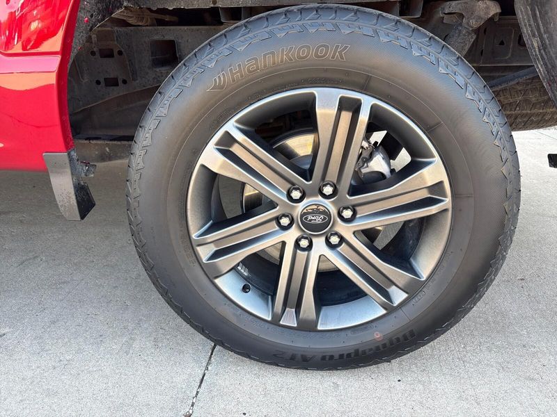 Used 2022 Ford F-150 XLTImage 12