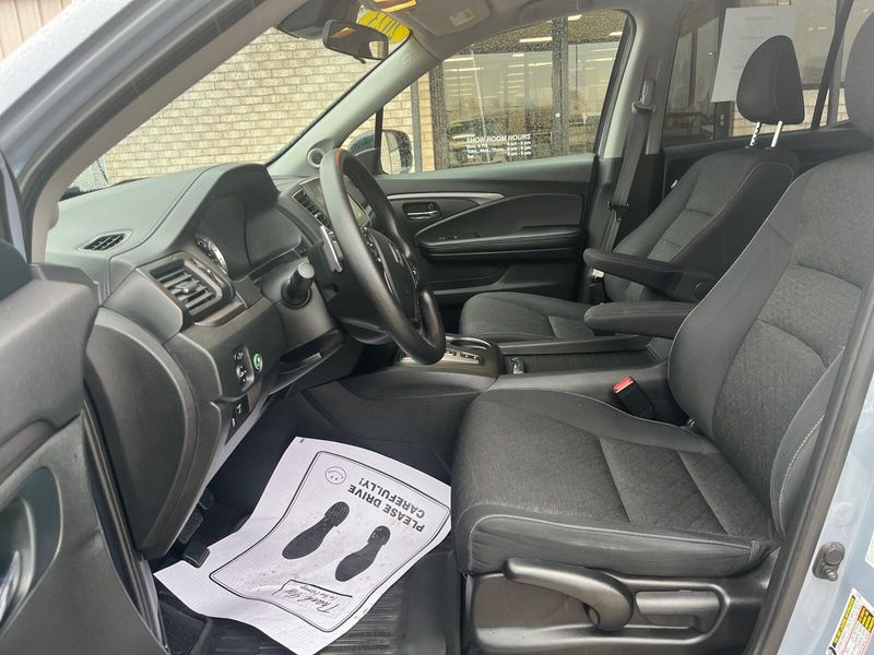 2023 Honda Ridgeline SportImage 3