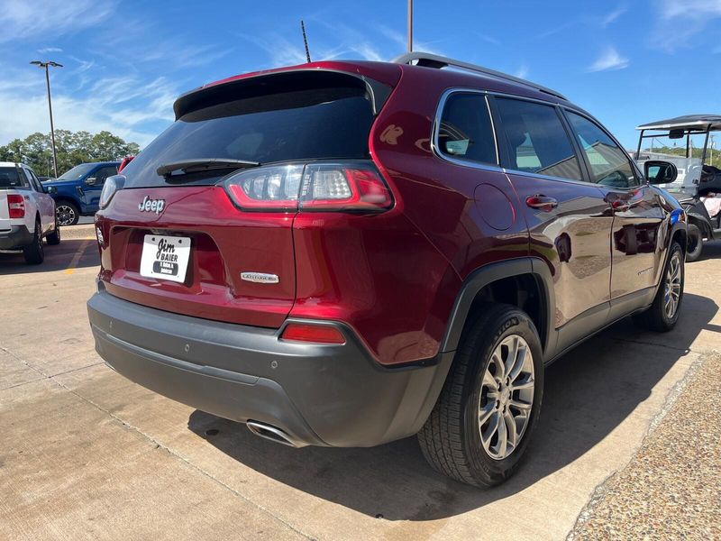 2021 Jeep Cherokee Latitude LuxImage 8