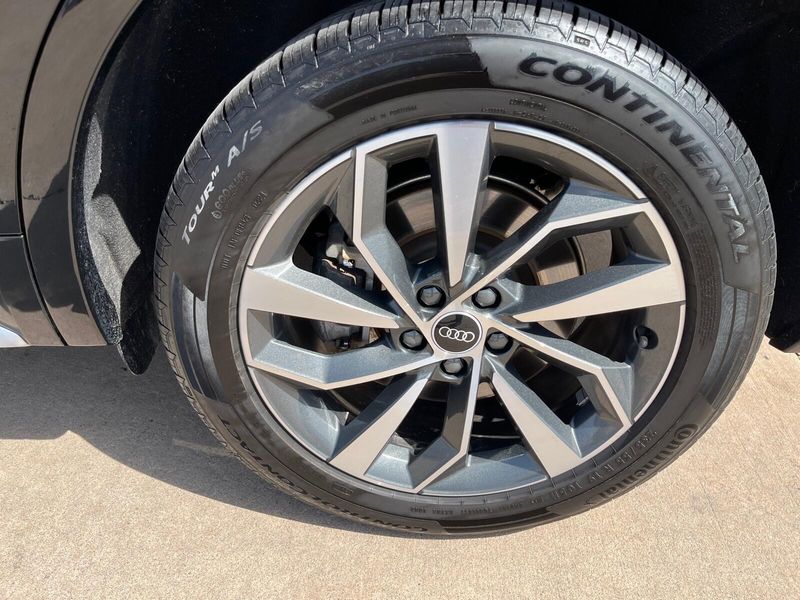 2021 Audi Q5 Premium PlusImage 12
