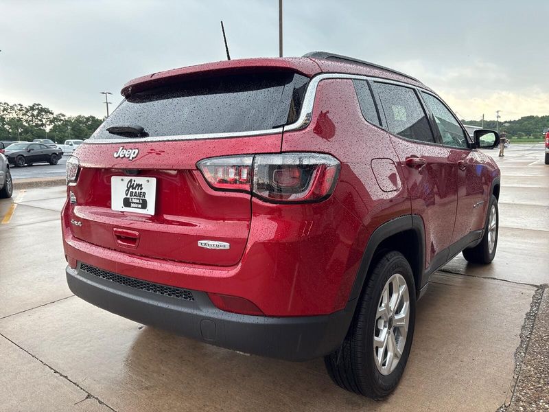 2025 Jeep Compass Latitude 4x4Image 8