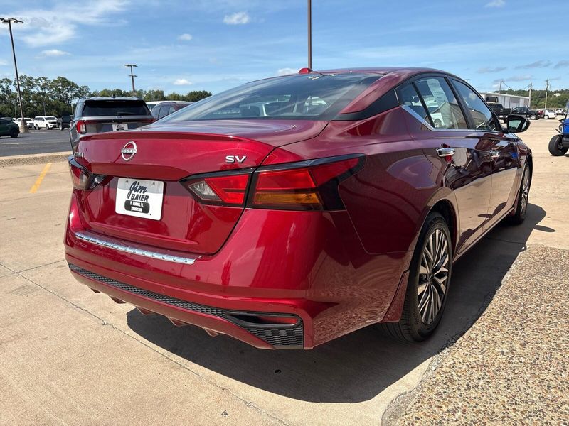 Used 2023 Nissan Altima 2.5 SVImage 8