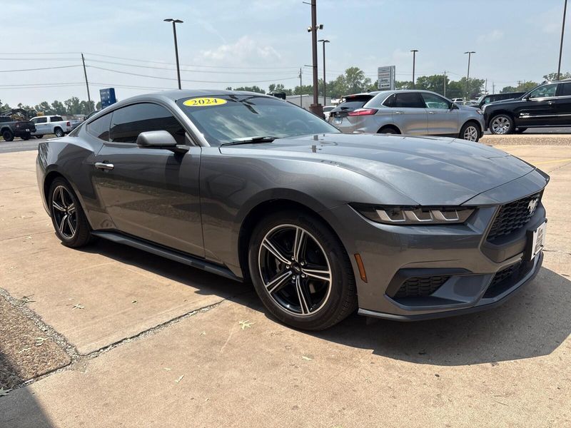 2024 Ford Mustang EcoBoostImage 7
