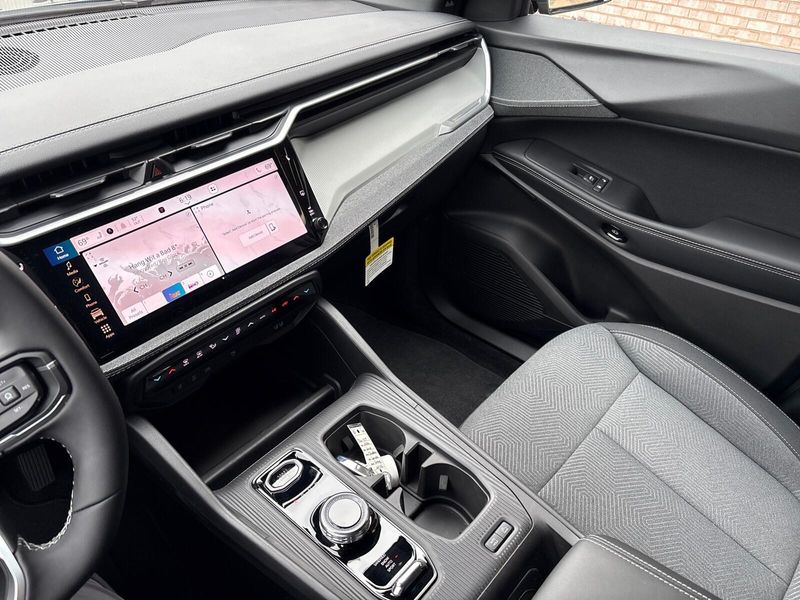 New 2026 Jeep Cherokee LaredoImage 15