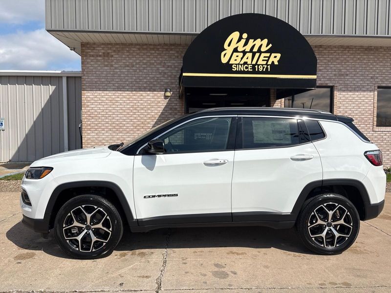 New 2026 Jeep Compass Limited 4x4Image 2