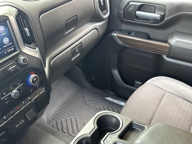 Used 2022 Chevrolet Silverado 2500HD LTImage 24
