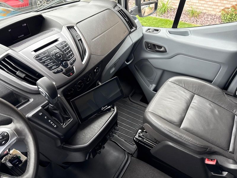 Used 2019 Ford Transit-350 XLImage 18