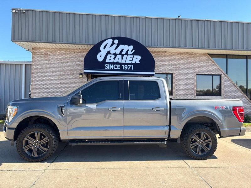 Used 2021 Ford F-150 XLTImage 2