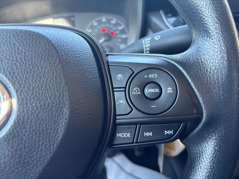 Used 2023 Toyota Corolla LEImage 15