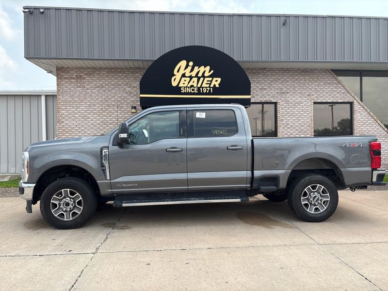 Used 2024 Ford F-250 LariatImage 2