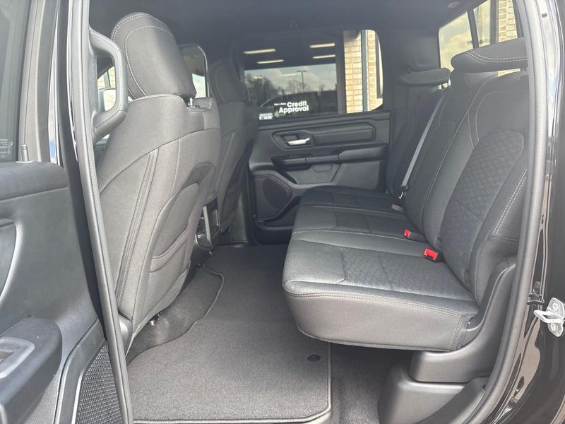 New 2026 RAM 1500 Express Crew Cab 4x4 5