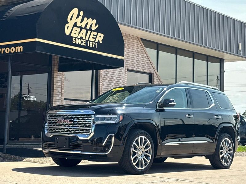 Used 2023 GMC Acadia DenaliImage 1