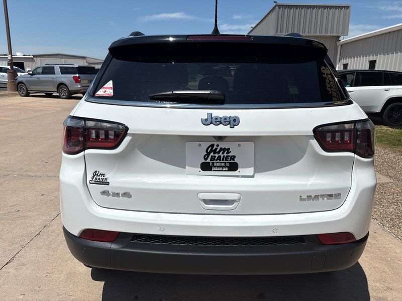 2025 Jeep Compass Limited 4x4Image 9