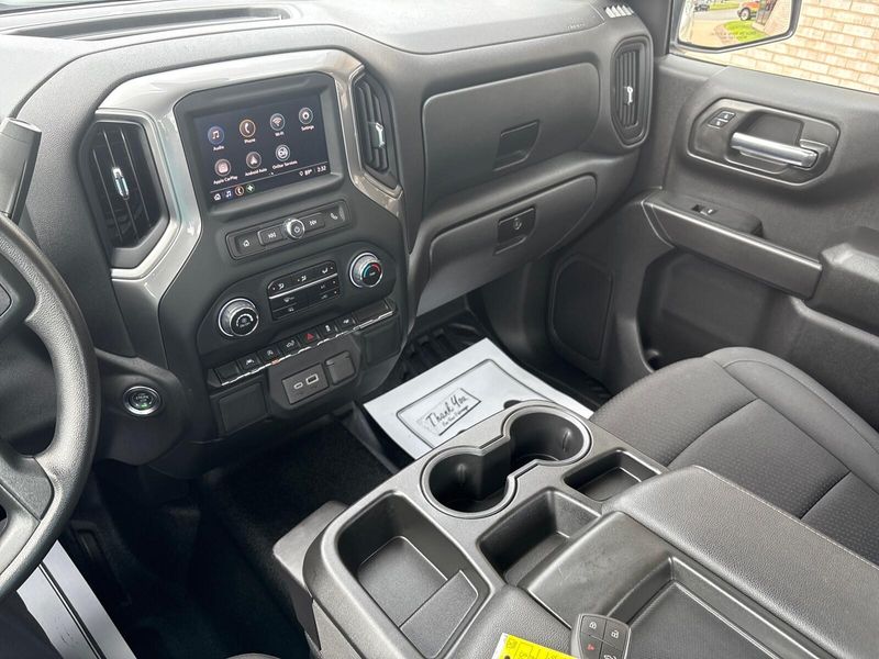 Used 2024 Chevrolet Silverado 1500 Work TruckImage 17
