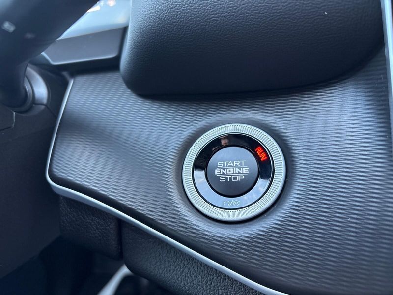 New 2025 Jeep Grand Cherokee L Altitude X 4x4Image 22