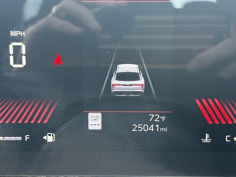 Used 2025 Kia K4 LXImage 15