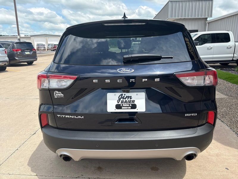 Used 2021 Ford Escape TitaniumImage 10