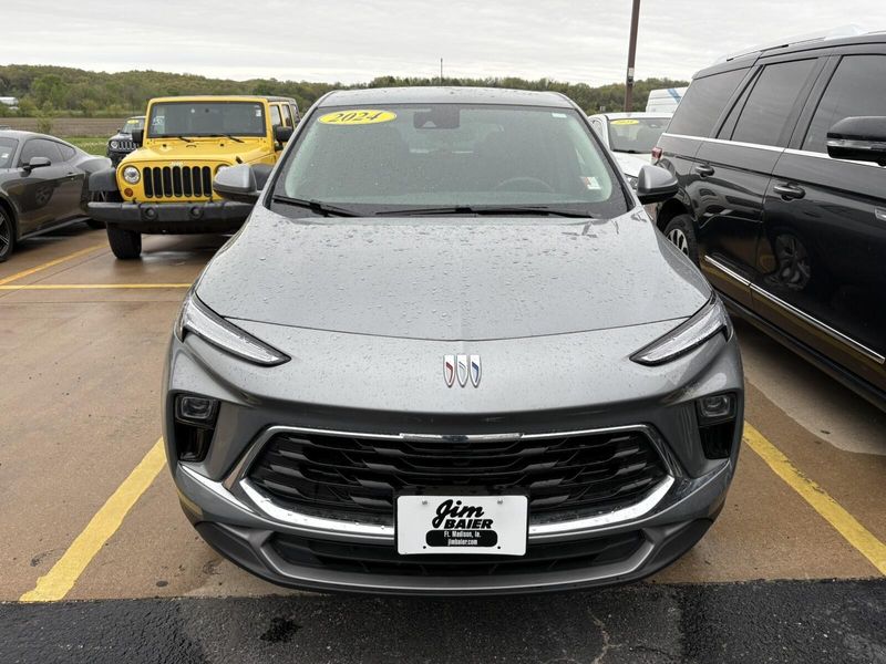 2024 Buick Encore GX PreferredImage 3