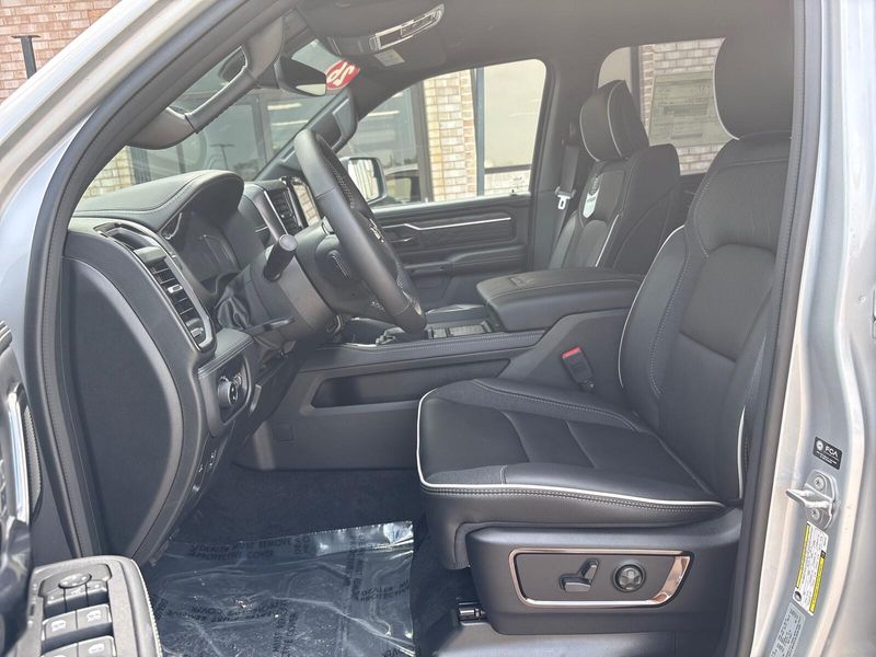 New 2026 RAM 1500 Limited Crew Cab 4x4 5